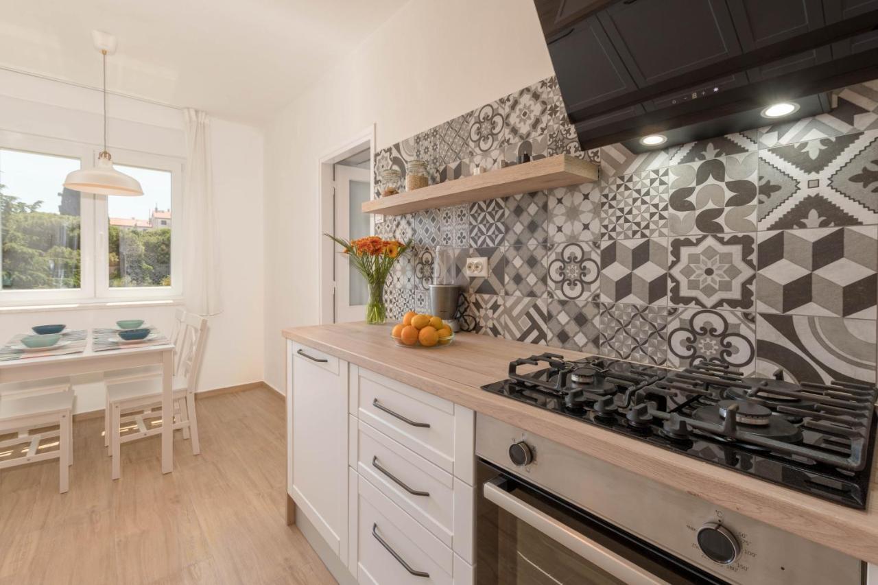 Nona Mileva Apartment Пула Екстер'єр фото
