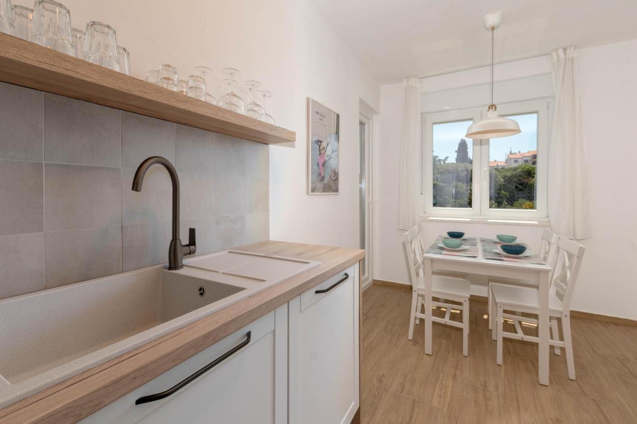 Nona Mileva Apartment Пула Екстер'єр фото